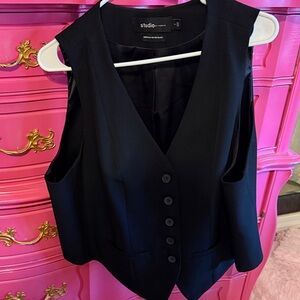 Studio by torrid Black Button-Up Vest with pockets size 1